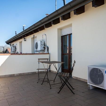 Parma Parco Ducale Duplex Apartment With Parking Buitenkant foto