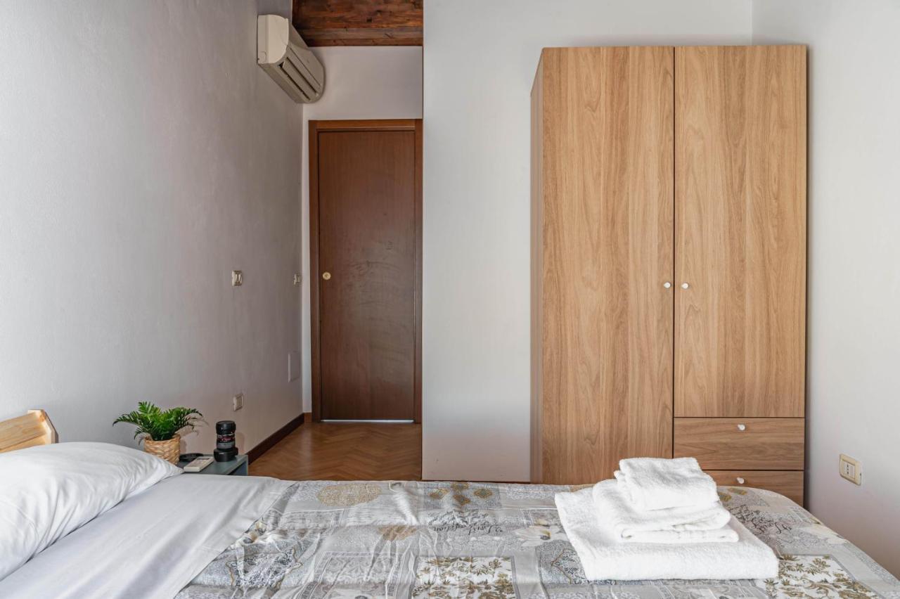 Parma Parco Ducale Duplex Apartment With Parking Buitenkant foto