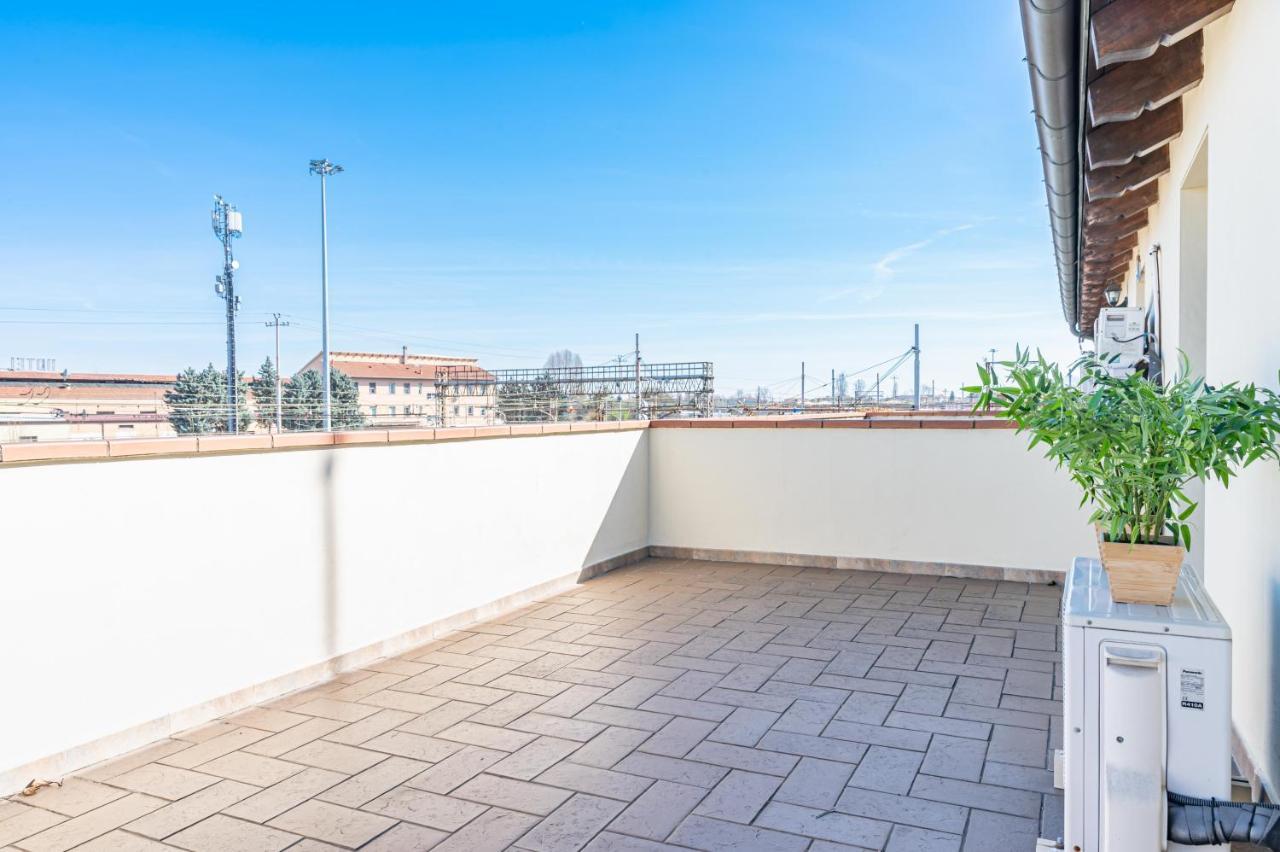 Parma Parco Ducale Duplex Apartment With Parking Buitenkant foto